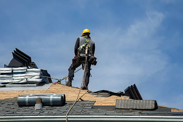 Professional Roofing technician working in Grandview, OK